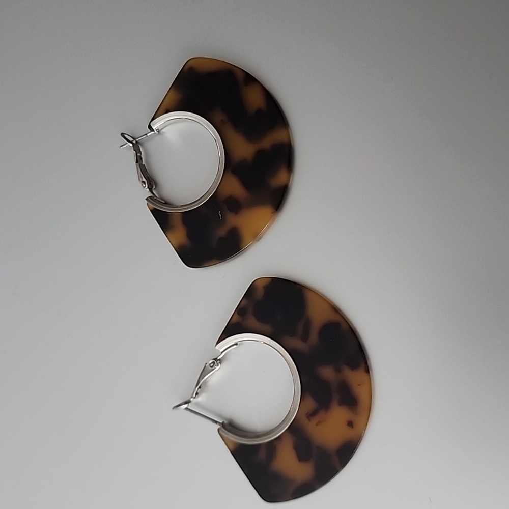 GEOMETRIC Tortoise  Shell ACRYLIC EARRINGS Fun And Whimsy